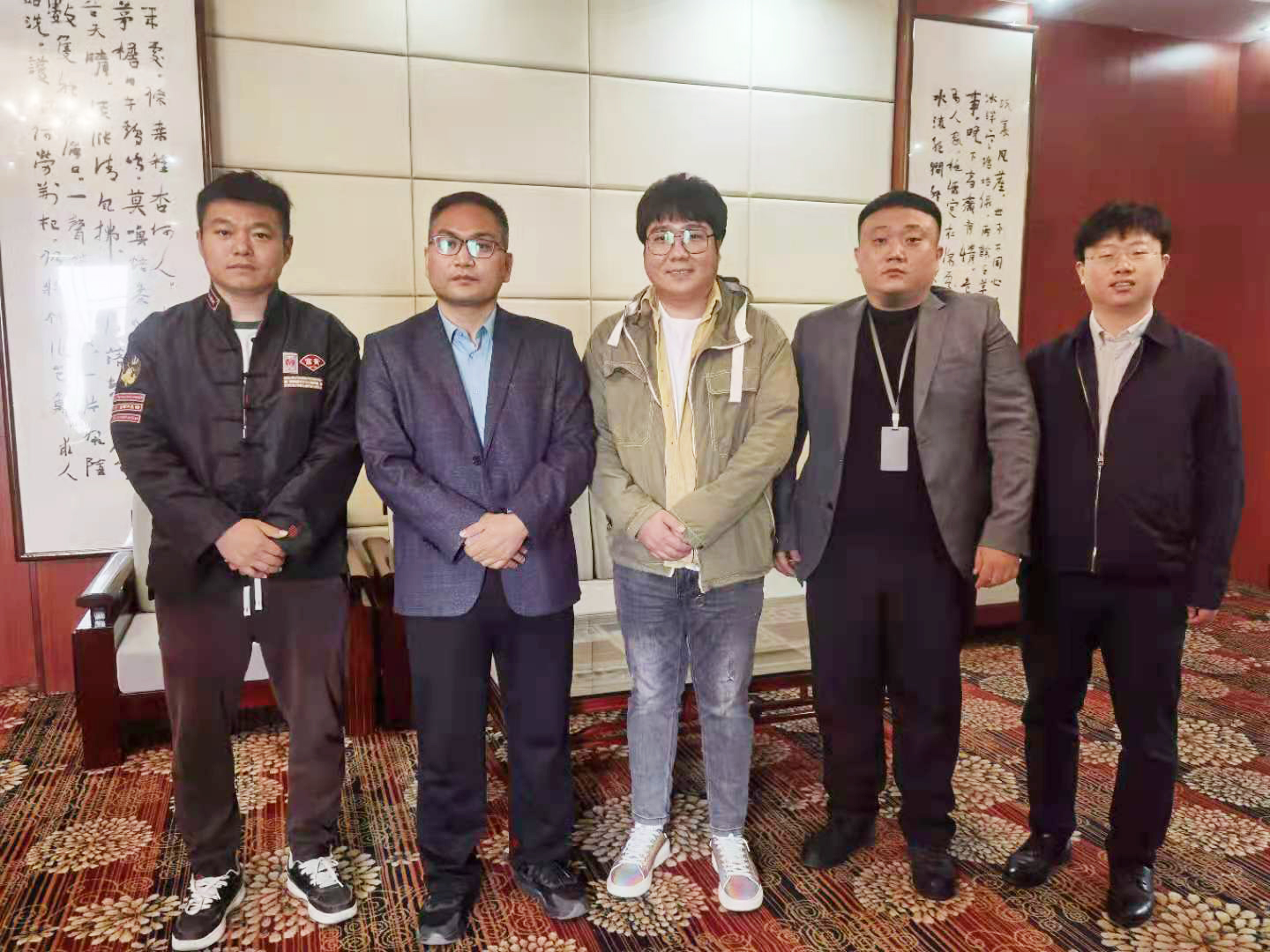 李延强