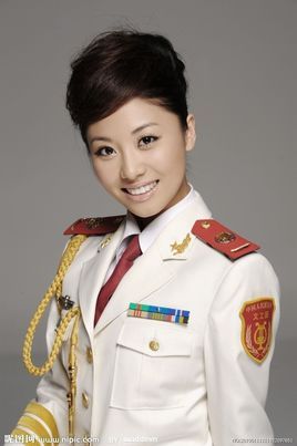 周珊