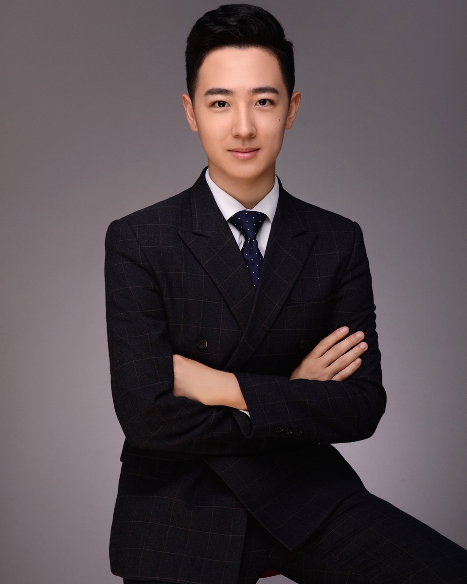 于子洋形象照，广东广播电视台《广东新闻联播》主播